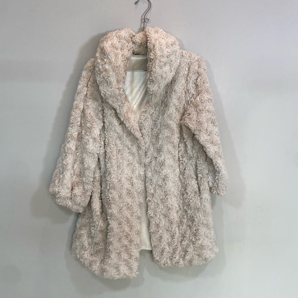 Vintage Faux Fur Textured Cream Jacket Size XS/S By Soma London